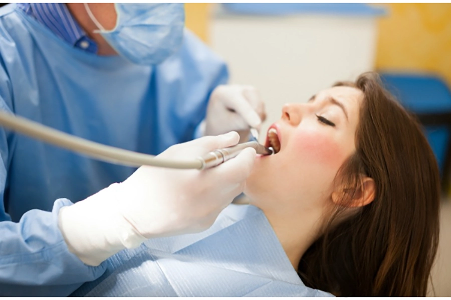 Trám Răng Thẩm Mỹ Với Vật Liệu Chuẩn Châu Âu