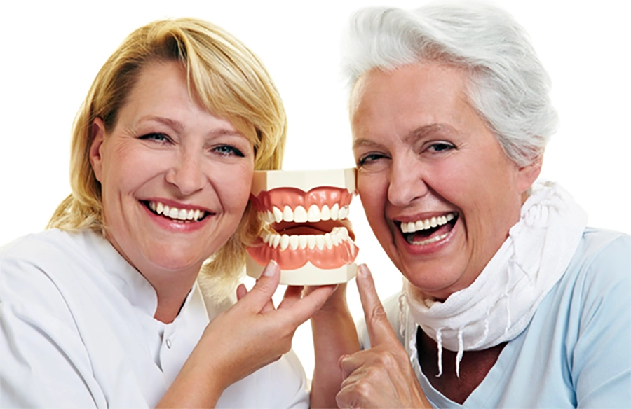 Cấy Ghép Implant Cho Người Lớn Tuổi: Bí Quyết Nụ Cười Vẫn Đẹp